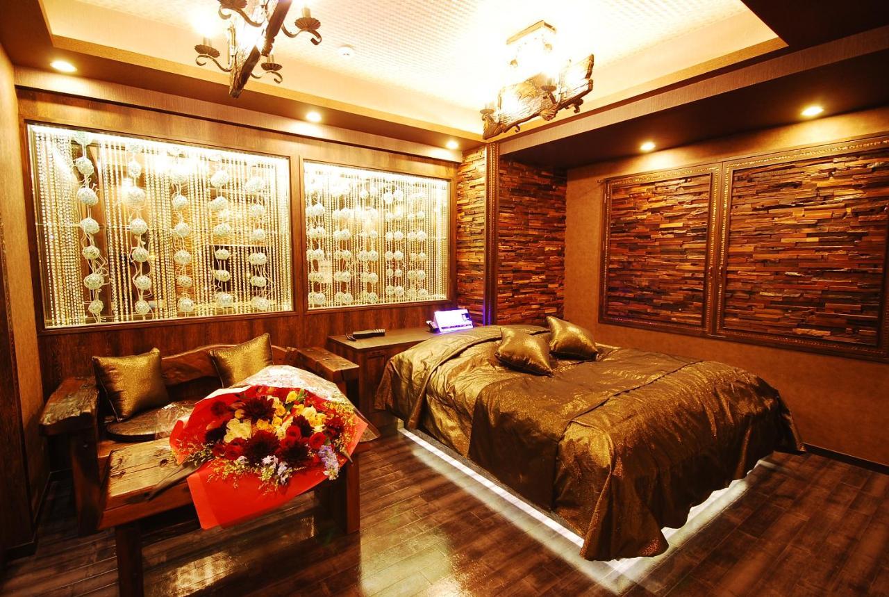Hotel Sara Kinshicho (Adults Only) Tokio Exterior foto